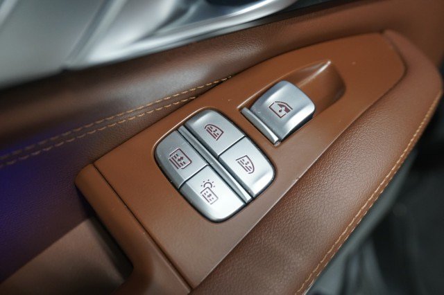 Used 2024 BMW X7 xDrive40i w/ Executive Package AWD/4WD image 30