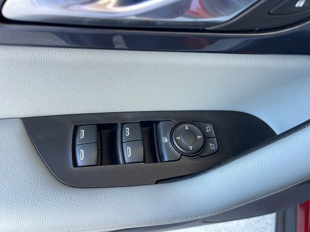 Used 2019 Chevrolet Blazer LT image 10