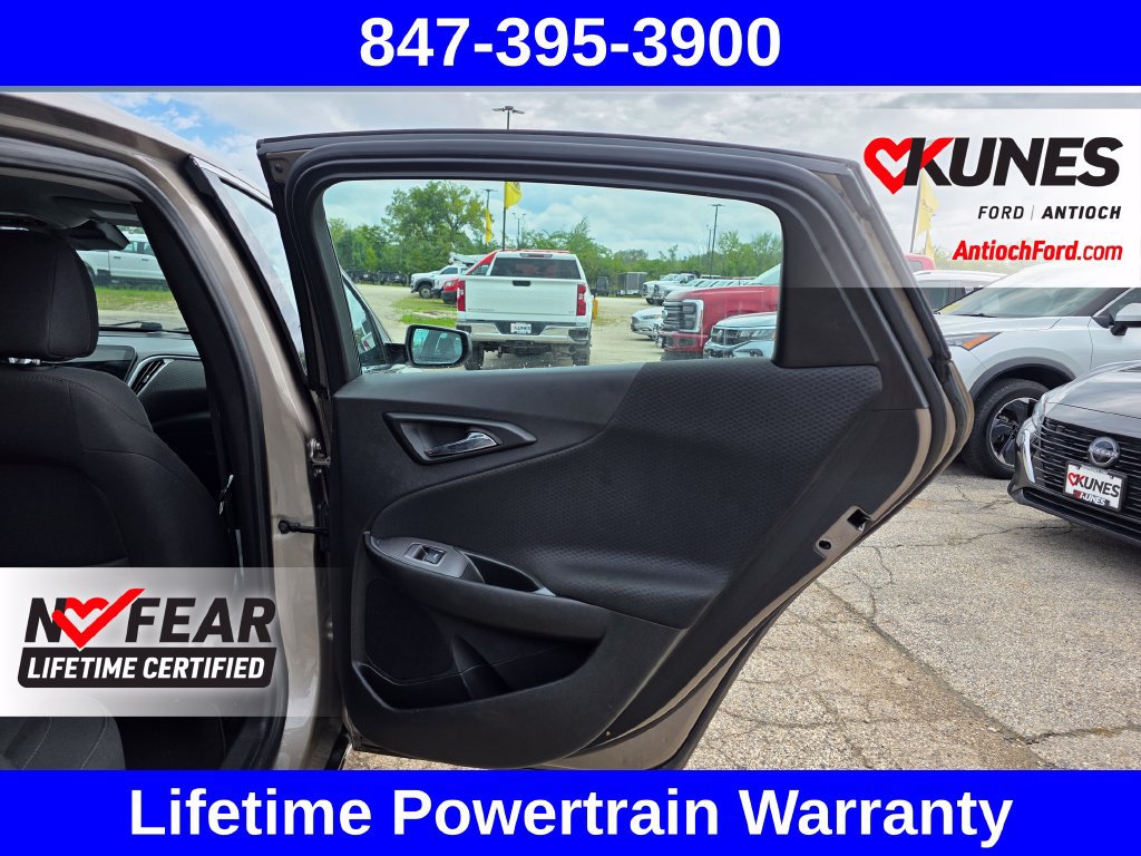 Used 2024 Chevrolet Malibu LT FWD image 30