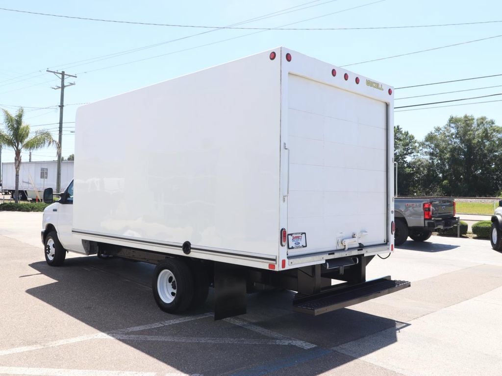 Certified 2024 Ford E-350 and Econoline 350 Super Duty w/ Power Windows & Locks Group RWD image 9