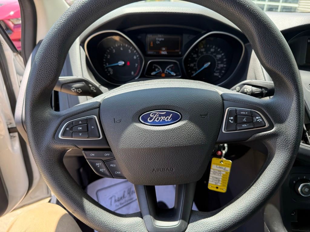 Certified 2018 Ford Focus SE FWD image 21