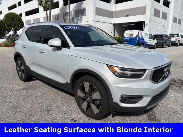 Used 2021 Volvo XC40 T5 Momentum w/ Protection Package Premier