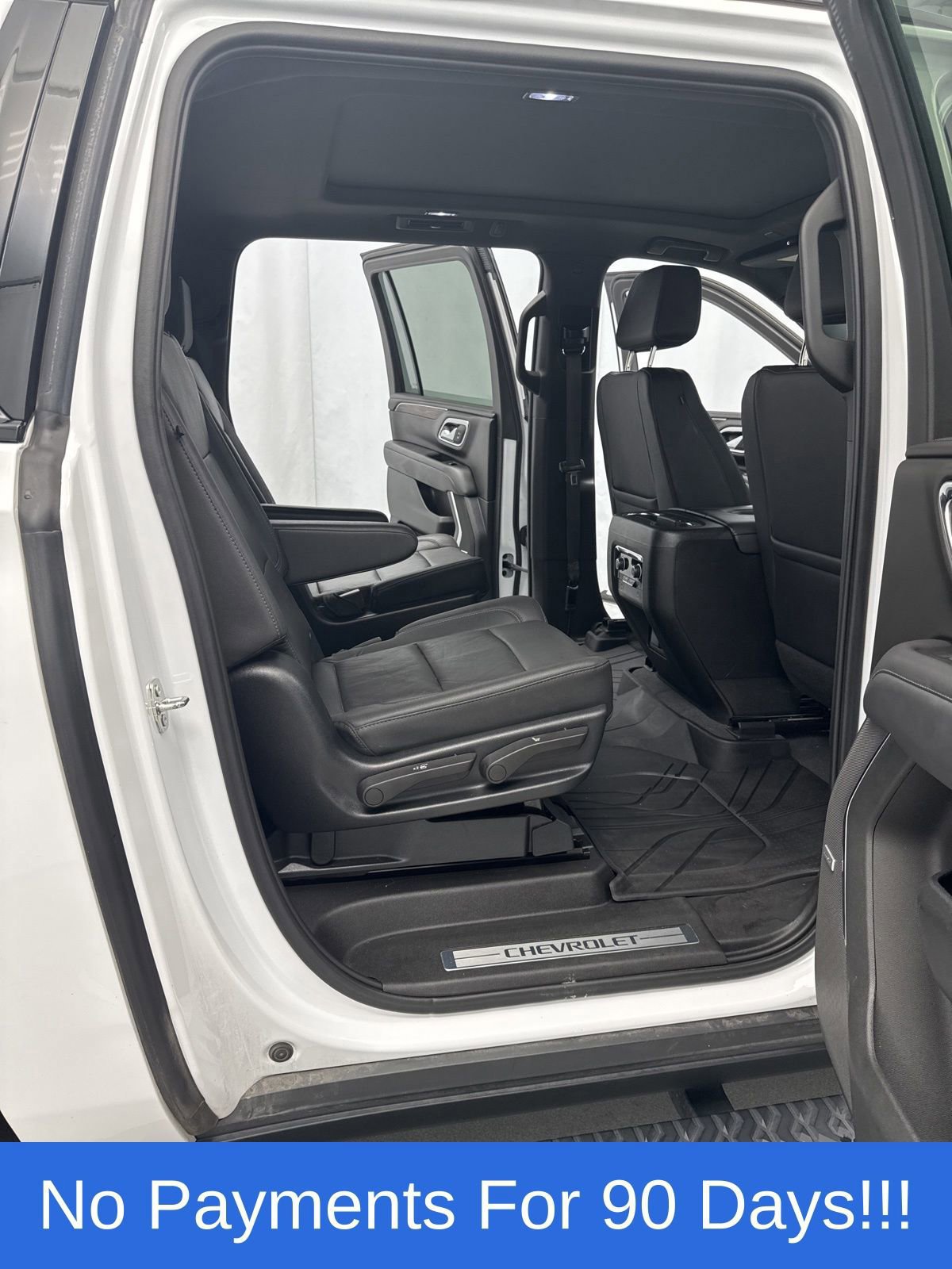 Used 2023 Chevrolet Suburban Z71 w/ Luxury Package image 36