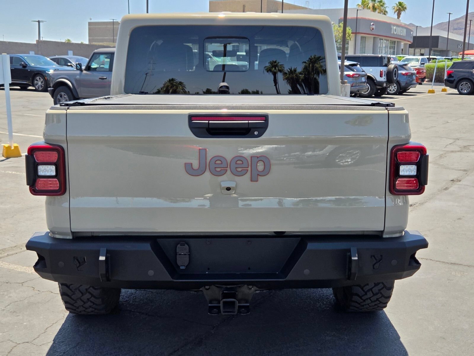 Used 2020 Jeep Gladiator Mojave AWD/4WD image 5
