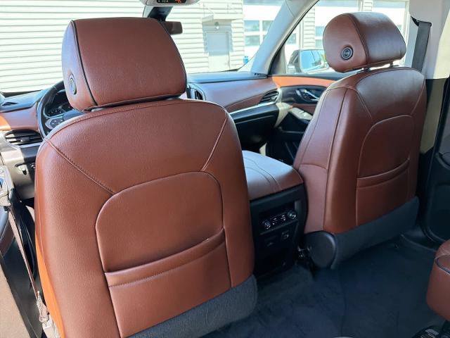 Used 2021 Chevrolet Traverse High Country AWD/4WD image 19