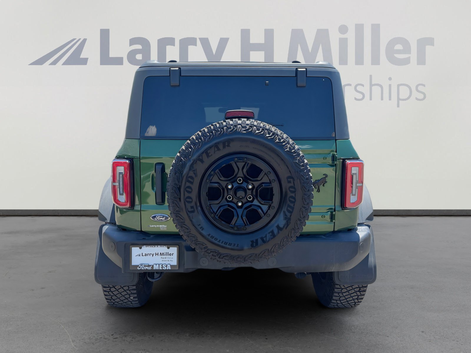 Certified 2023 Ford Bronco Wildtrak AWD/4WD image 4