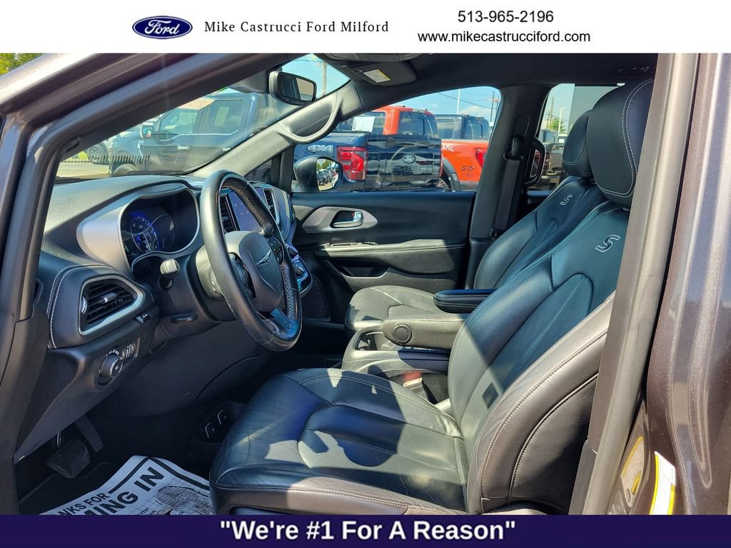 Used 2021 Chrysler Pacifica Touring-L w/ S Appearance Package FWD image 21