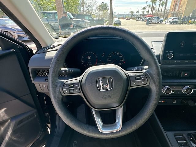 Used 2024 Honda CR-V LX image 11