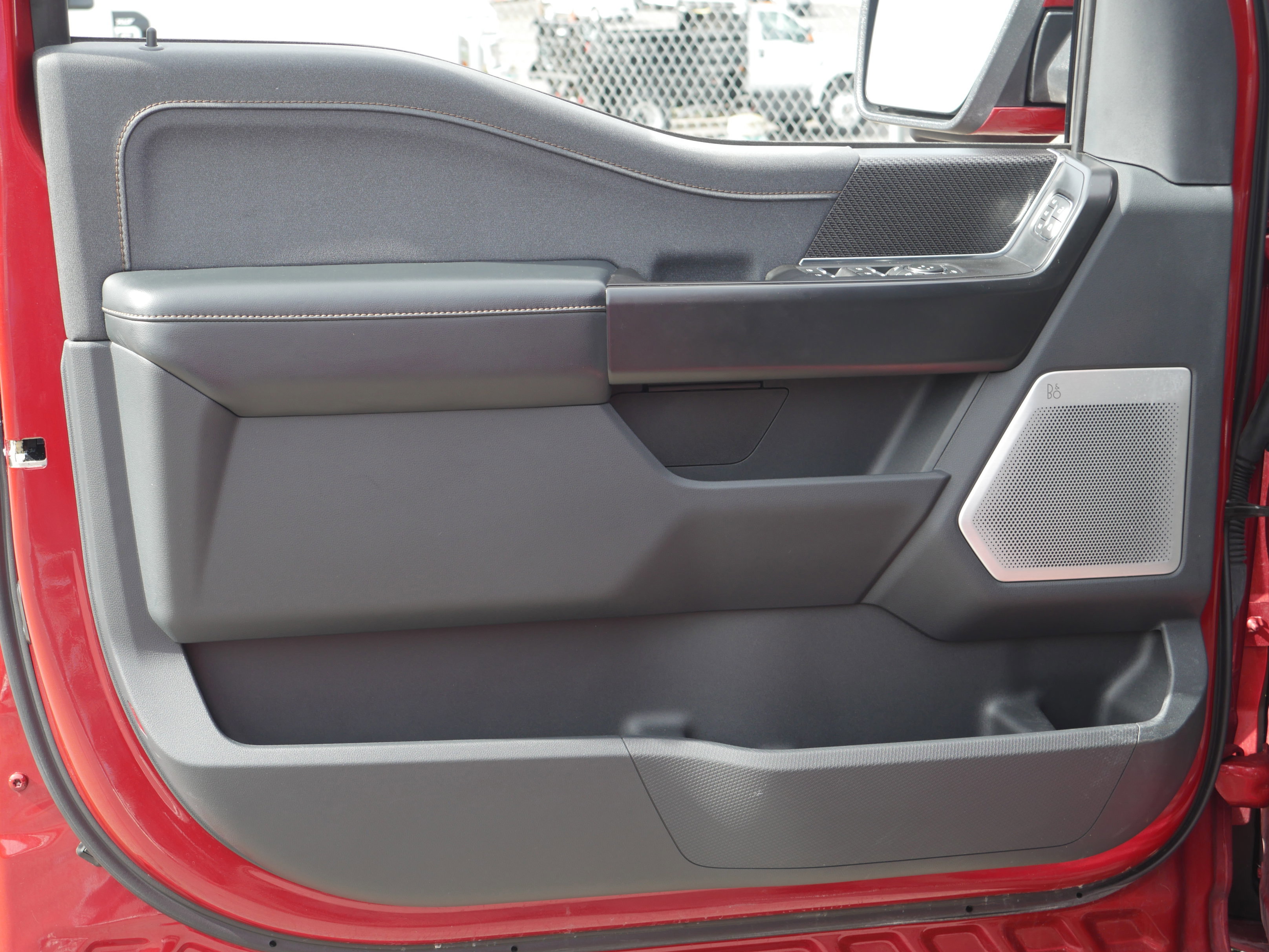 Certified 2022 Ford F150 Raptor w/ Raptor 37 Performance Package image 43