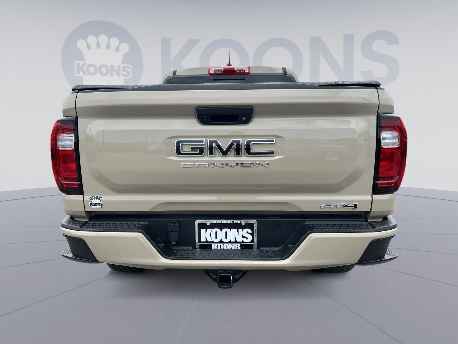 Used 2023 GMC Canyon AT4 image 3