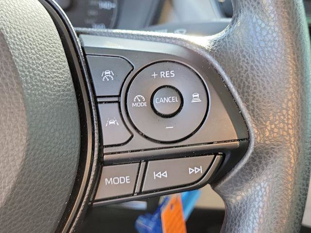 Used 2025 Toyota Corolla LE image 25