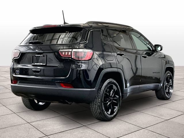 Used 2018 Jeep Compass Latitude w/ Popular Equipment Group AWD/4WD image 11