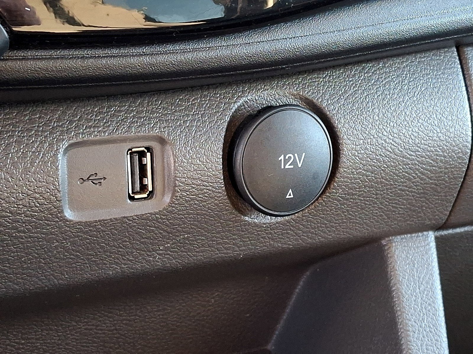 Certified 2024 Ford Transit 350 XLT image 22