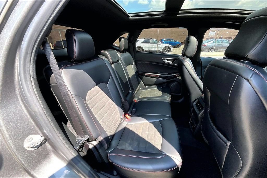 Certified 2023 Ford Edge ST-Line AWD/4WD image 26