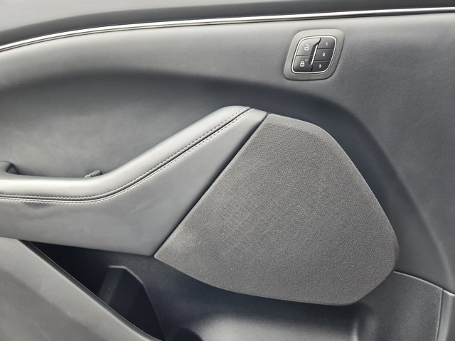 Certified 2025 Ford Mustang Mach-E Select w/ Comfort Package Lite image 20