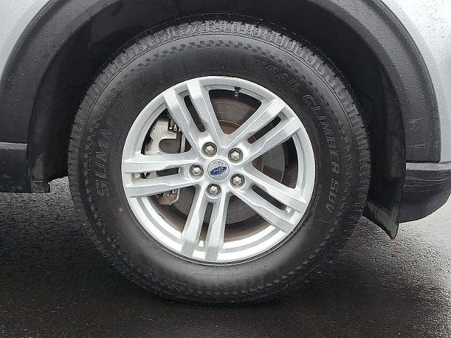 Certified 2023 Ford Explorer XLT w/ Equipment Group 202A image 8