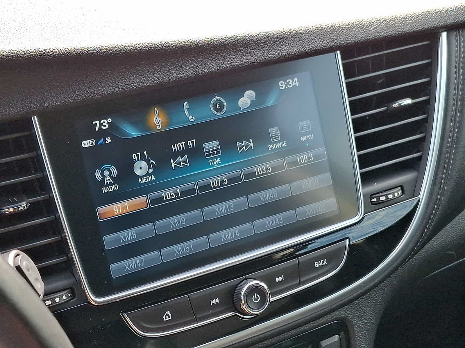 Used 2019 Buick Encore Preferred AWD/4WD image 16