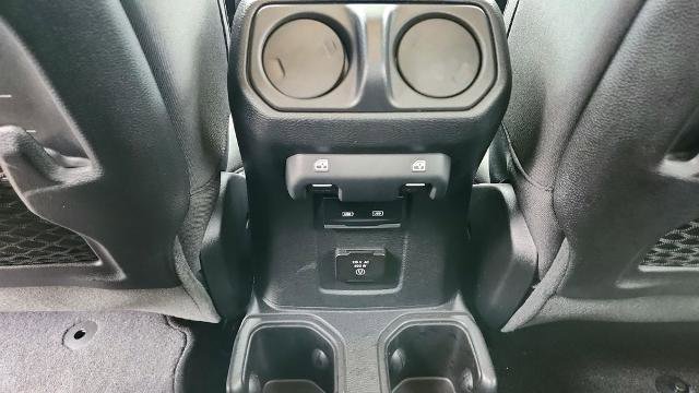 Used 2023 Jeep Gladiator Mojave w/ Trailer Tow Package image 28