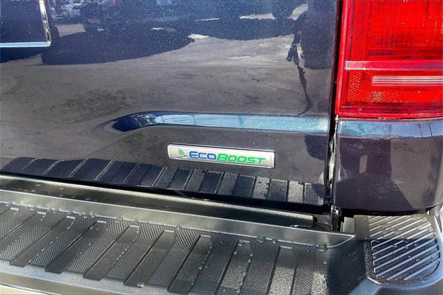 Certified 2022 Ford F150 XLT w/ Equipment Group 302A High image 10