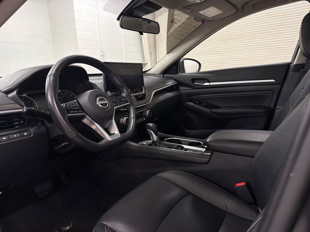 Used 2023 Nissan Altima 2.5 SL FWD image 6
