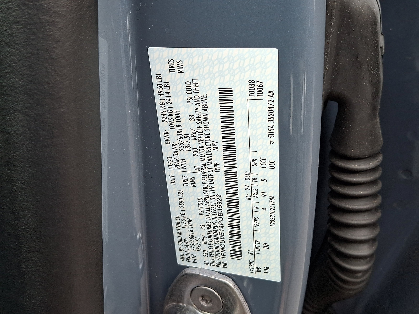 Certified 2023 Ford Escape SE w/ PHEV Premium Package FWD image 27