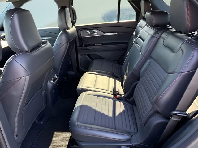 Certified 2025 Ford Explorer ST-Line w/ ST-Line Street Pack AWD/4WD image 13