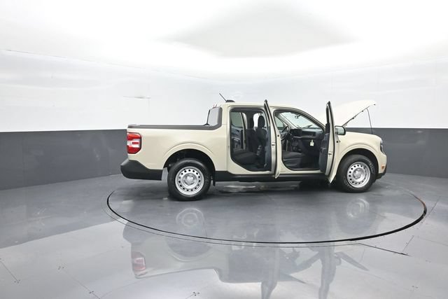 Certified 2025 Ford Maverick XL FWD image 33