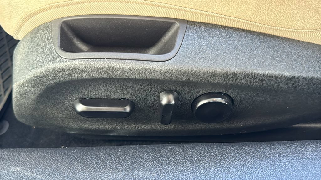 Used 2017 Buick Cascada Premium FWD image 20