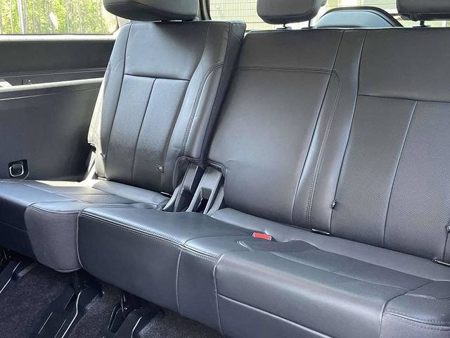 Certified 2023 Ford Expedition XLT image 12
