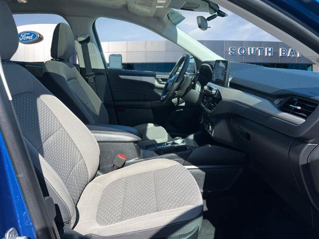 Certified 2022 Ford Escape SE w/ Cold Weather Package AWD/4WD image 15