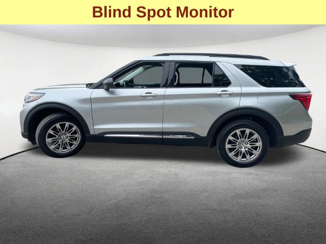Certified 2025 Ford Explorer Active w/ Active Comfort Package AWD/4WD image 7