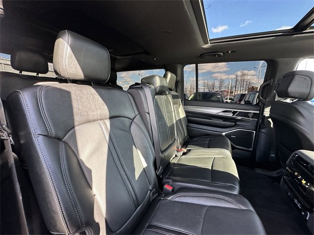 Used 2023 Jeep Wagoneer Series II image 37