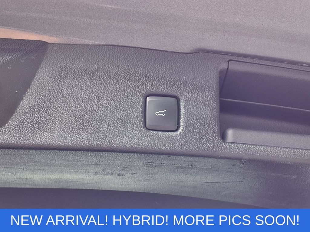 Certified 2020 Ford Escape SE Sport AWD/4WD image 23