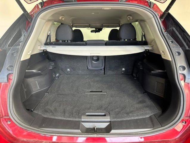Used 2020 Nissan Rogue SV w/ Premium Package AWD/4WD image 20