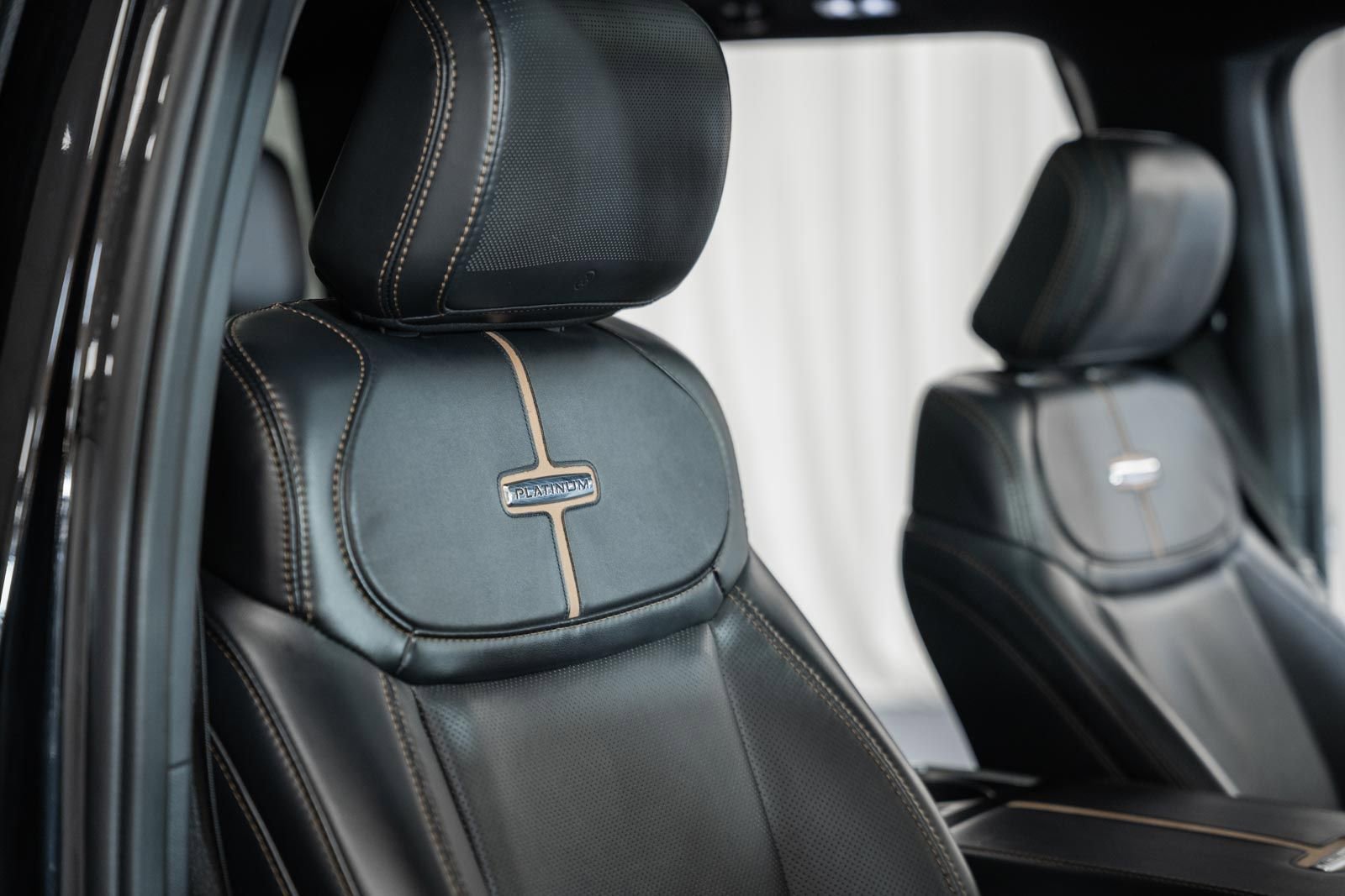 Certified 2023 Ford F150 Platinum w/ FX4 Off-Road Package image 44