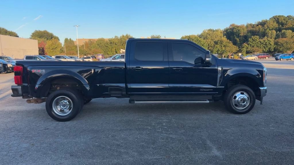 Certified 2023 Ford F350 Lariat image 9