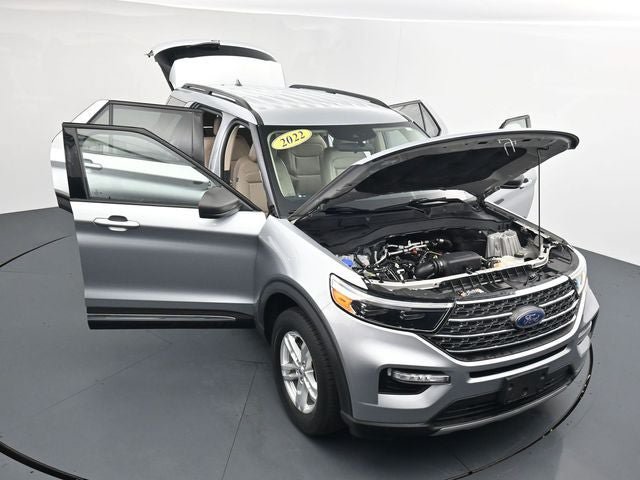Certified 2022 Ford Explorer XLT w/ Equipment Group 202A AWD/4WD image 45