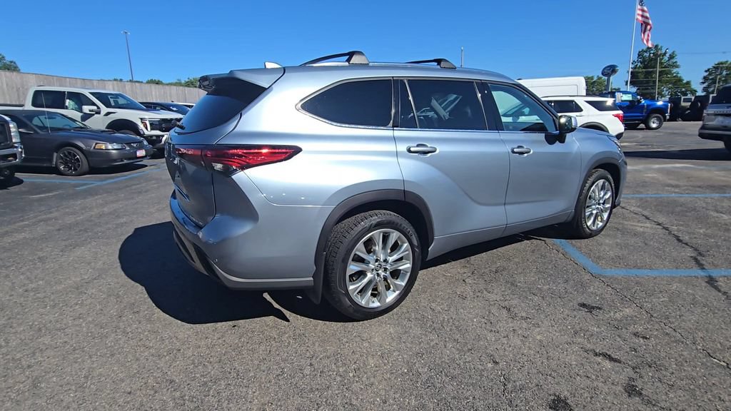 Used 2020 Toyota Highlander Limited AWD/4WD image 20