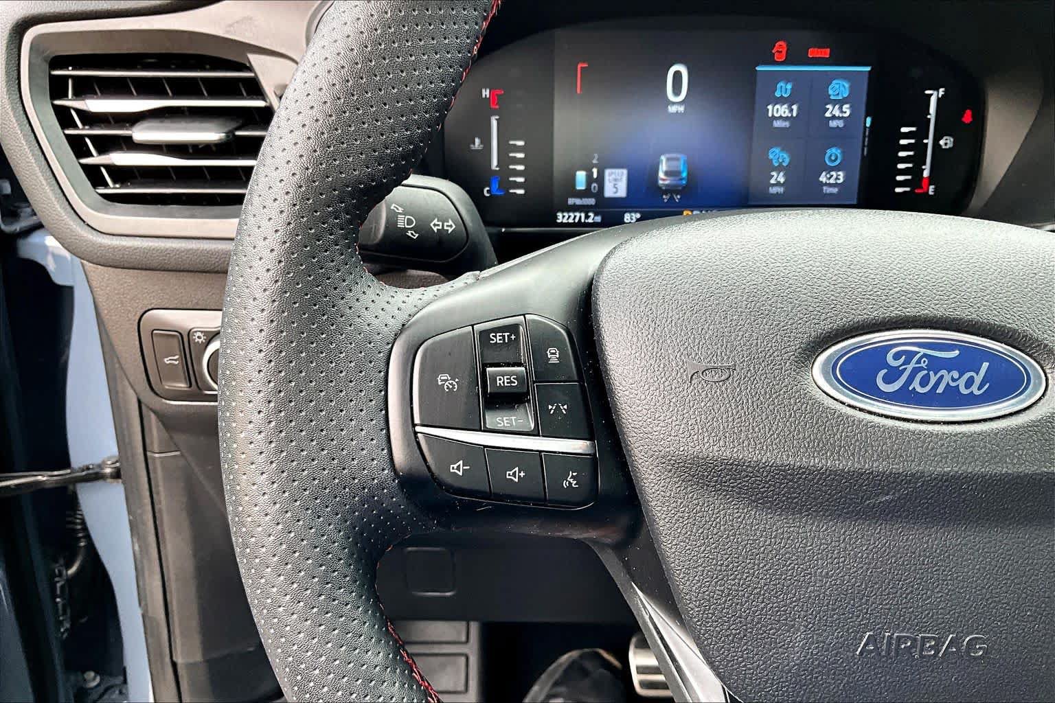Certified 2023 Ford Escape ST-Line w/ Tech Pack #1 AWD/4WD image 24