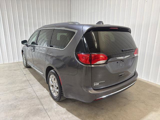 Used 2019 Chrysler Pacifica Limited image 4