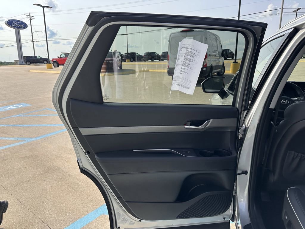 Used 2024 Hyundai Palisade SEL image 31