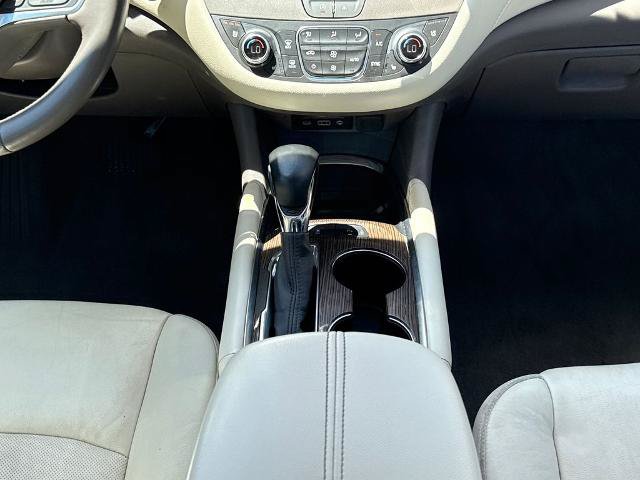 Used 2024 Chevrolet Malibu LT FWD image 11