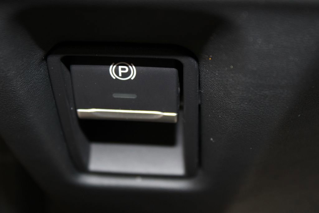 Used 2023 Acura MDX SH-AWD w/ Technology Package image 41