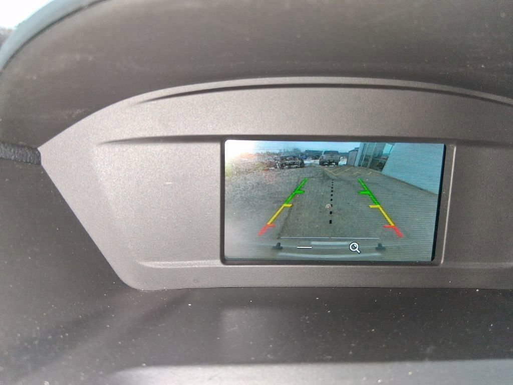 Certified 2018 Ford Escape SE image 18