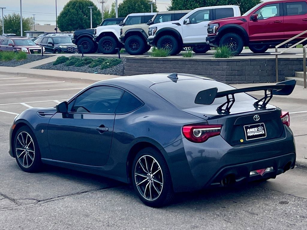 Used 2020 Toyota 86 RWD image 4