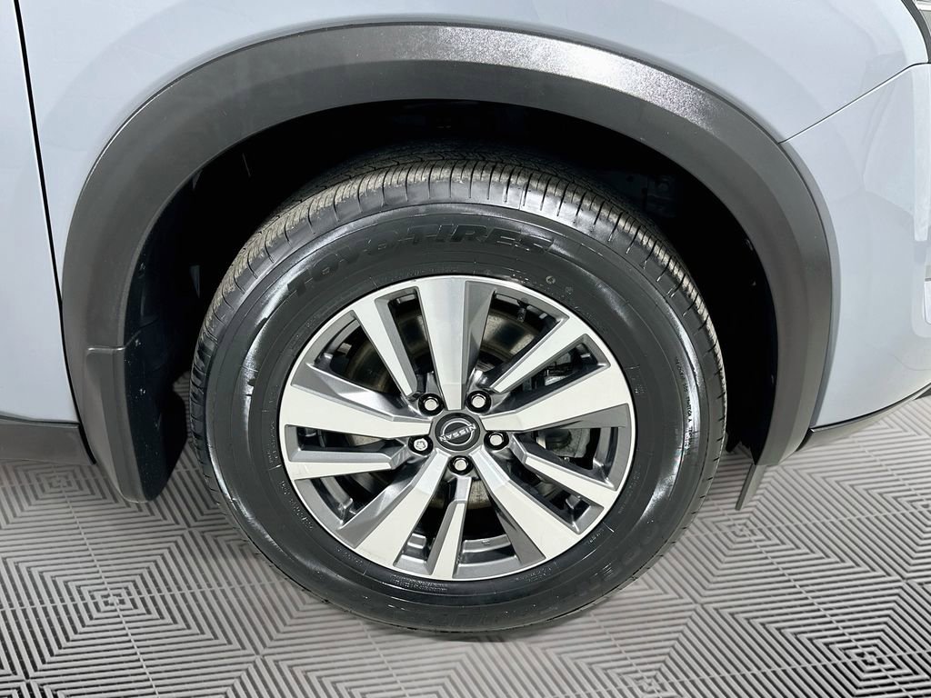 Used 2023 Nissan Pathfinder SL AWD/4WD image 22