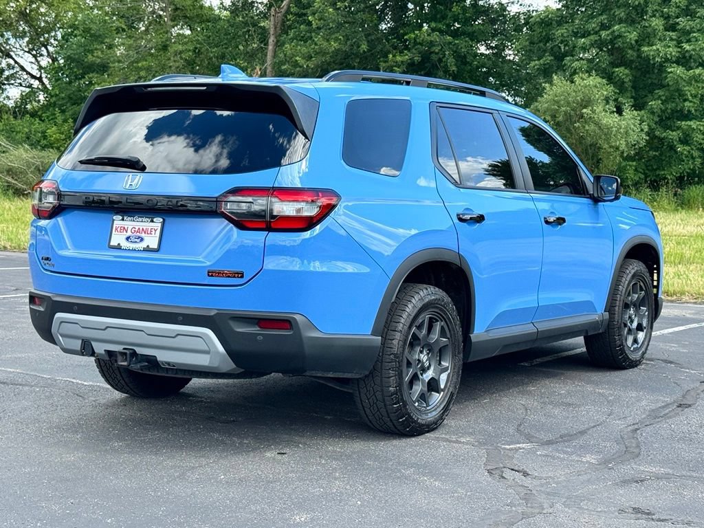 Used 2023 Honda Pilot TrailSport image 9
