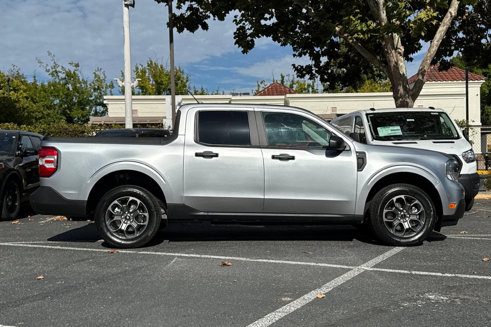 Certified 2024 Ford Maverick XLT FWD image 3