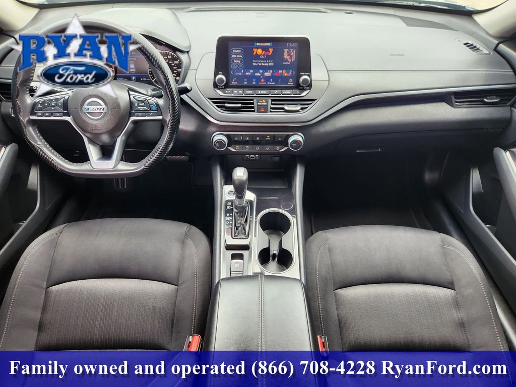 Used 2022 Nissan Altima 2.5 SV w/ SV Premium Package FWD image 19
