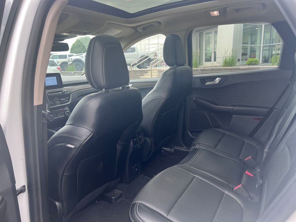 Certified 2020 Ford Escape Titanium FWD image 12
